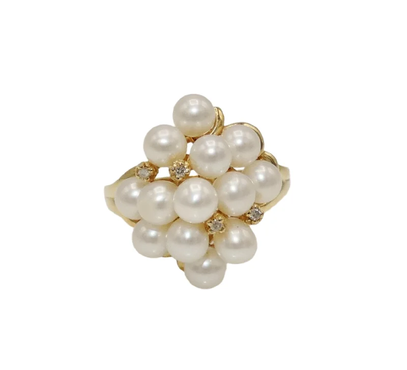 Ladies Cat Rings -14K Gold Cultured Pearl Ring