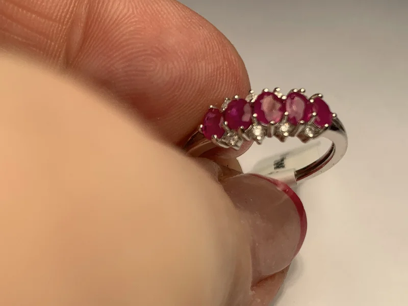 Ladies Red Rings -Lovely Estate 14K White Gold Ruby Rubies 5-Stone Five Stone Diamond Ring Band