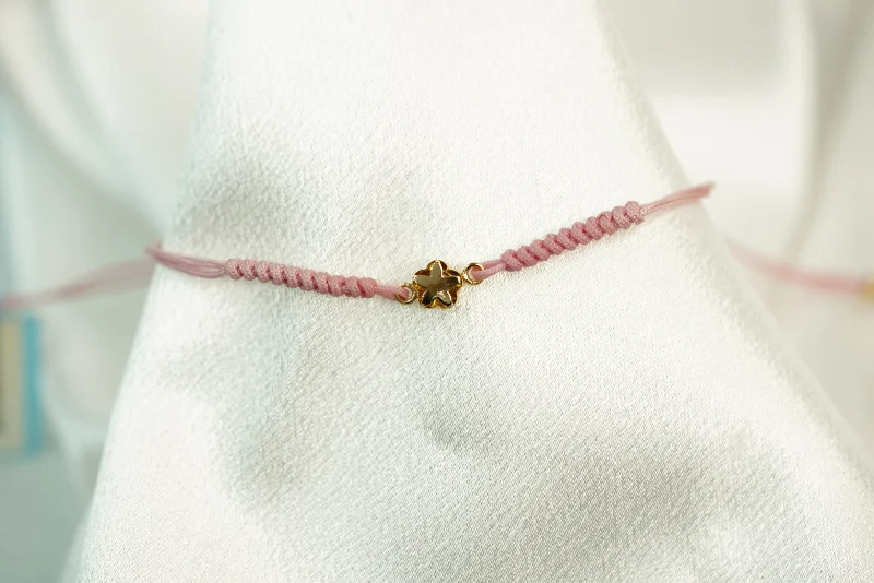 Ladies Uneven Design Bracelets -14k Mini Flower Adjustable Bracelet