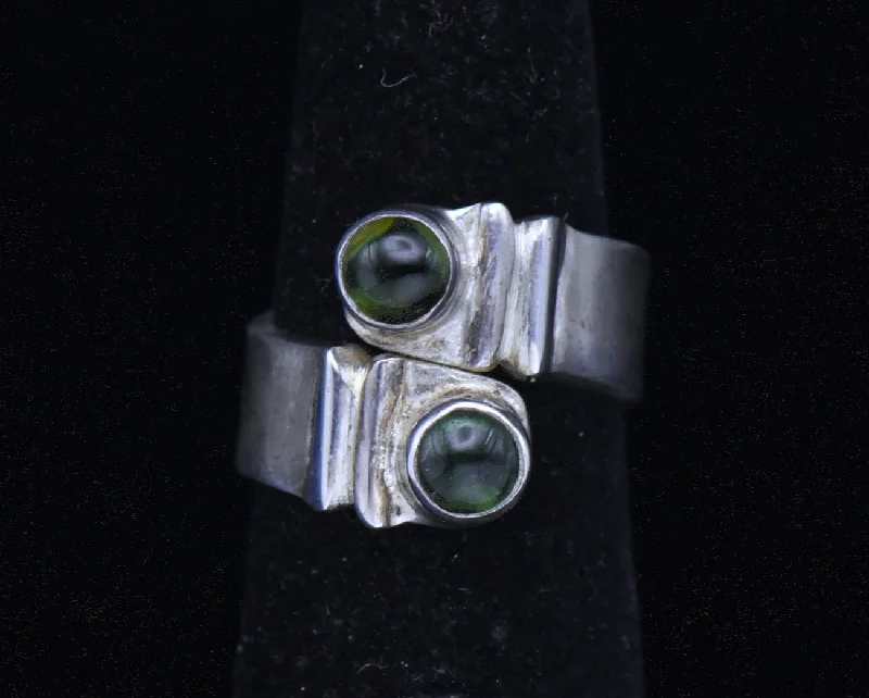 Ladies Soft Rings -Vintage Handmade Green Tourmaline Sterling Silver Bypass Ring - Size 4