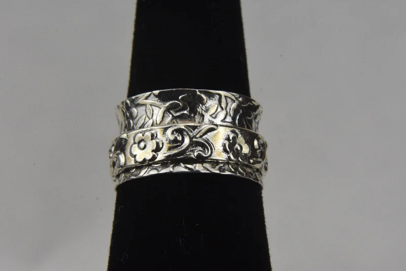 Ladies Blue Rings -Sterling Silver Floral Embossed Spinner Ring - Size 6