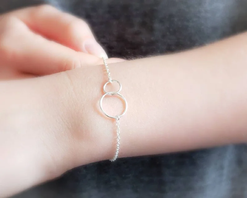 Ladies Sentimental Charm Bracelets -Infinity Circles Bracelet