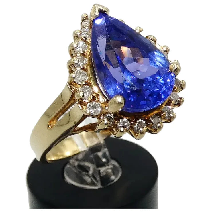 Ladies Valentine’s Day Rings -14K Gold Tanzanite & Diamond Ring