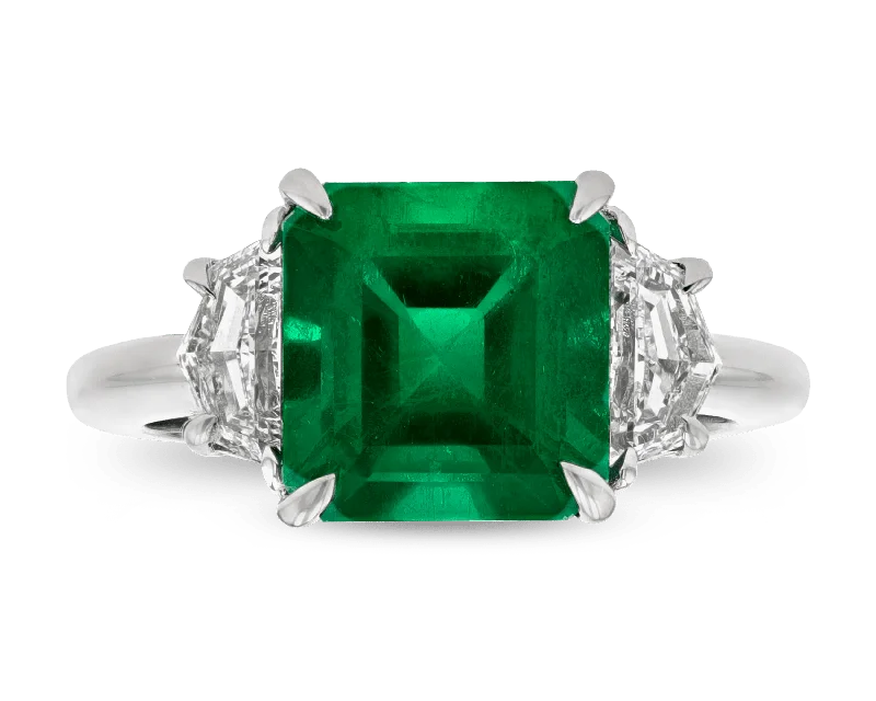 Ladies 18K Gold Rings -Emerald Cut Emerald Ring, 3.40 Carats