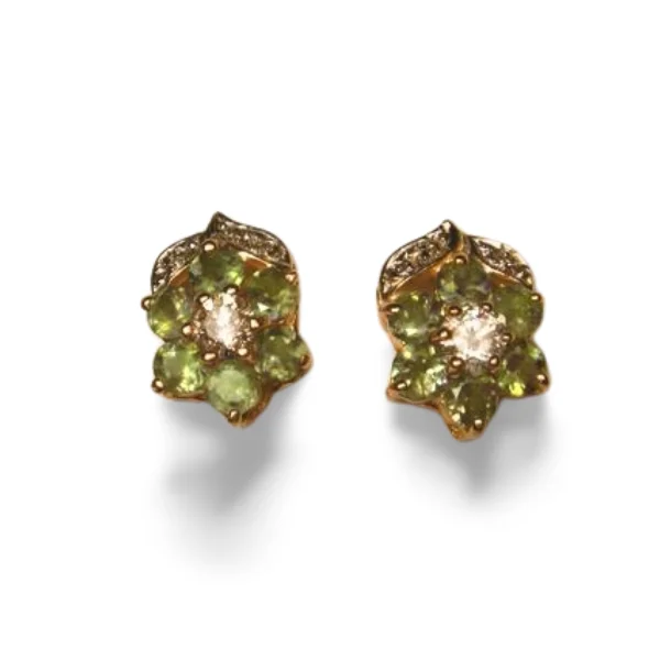 Ladies Earrings for Artist Shine-Exquisite 14K Yellow Gold Alexandrite Diamond Floral Stud Earrings