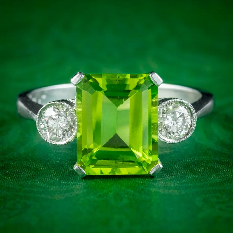 Ladies Heirloom Rings -Art Deco Style Peridot Diamond Trilogy Ring 3ct Peridot