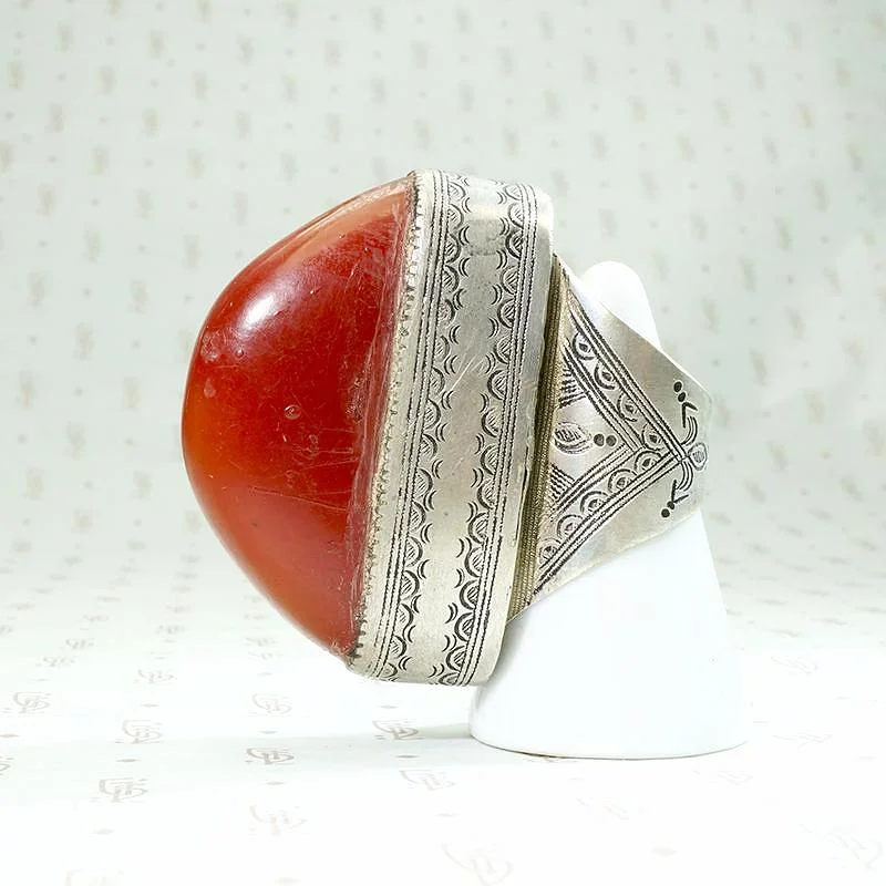 Ladies Delicate Rings -Massive Red Copal in Engraved Metal Ring