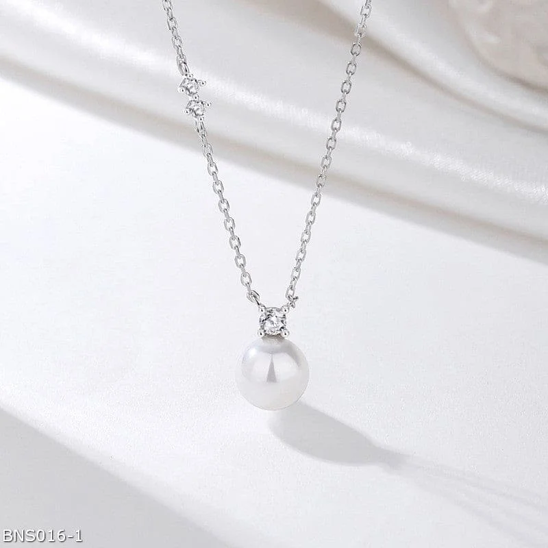 Ladies Necklaces for Engineer Shine-Elegant  pearl pendant Necklace