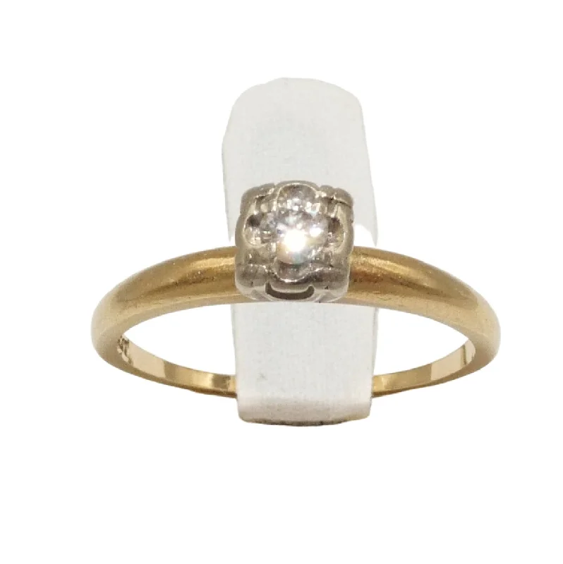 Ladies Love Rings -14K Gold Diamond Solitaire Ring