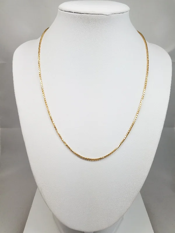 Ladies Necklaces Bold Chain-Sporty 17.5" Solid 14k Yellow Gold Rounded Box Chain Necklace