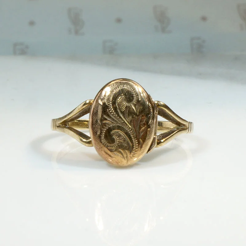 Ladies Beach Rings -Sentimental English Locket Ring in 9ct Gold