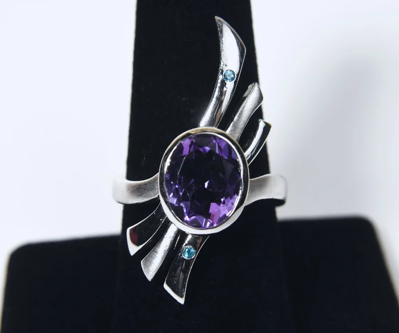 Ladies Engagement Rings -Sterling Silver Amethyst Ribbony Finger Ring - Size 8