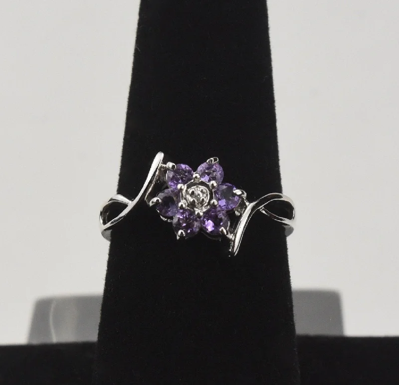 Ladies Triangle Rings -Sterling Silver Cubic Zirconia Flower Ring - Size 7.25